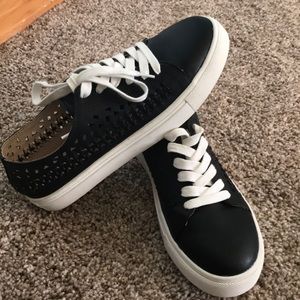 Sam Edelman leather sneaker sz 9 Black new